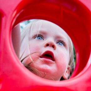 Buckinghamshire kids wedding photography - connect four is always a favourite