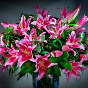 Bridal bouquet at Stoke Place winter wedding