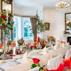 Top table setting at Taplow House Hotel winter wedding