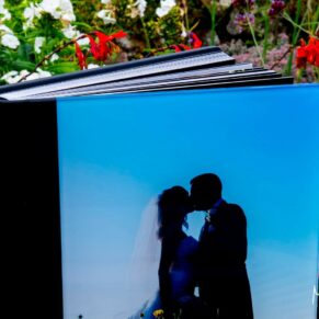 Graphistudio glossy coffee table wedding album