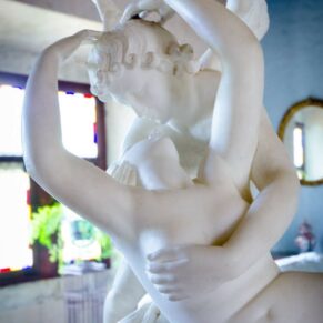 Holiday Homes photography in the UK and France - Chateau Bramatourte interior detail images