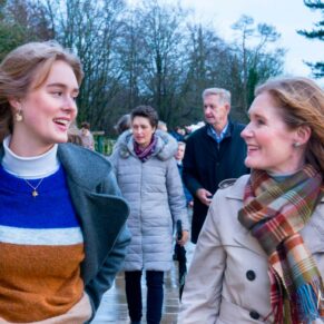 The ladies chatting during a Cliveden House Buckinghamshire portrait photography session