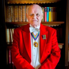 Buckinghamshire business portraits - toastmaster at Eynsham Hall