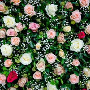 A stunning flower wall at the Waddesdon Wedding Inspiration Day