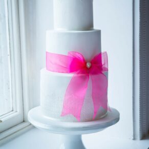 Grove Hotel Watford wedding photography of the beautiful cake