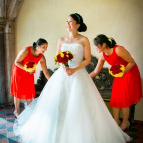 Buckinghamshire Asian wedding pictures from Bisham Abbey