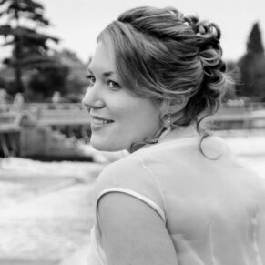Buckinghamshire black and white wedding photography by the River Thames