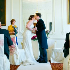 First kiss at Taplow House wedding