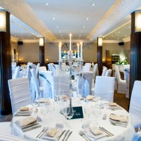 Berkhamsted Gatsby wedding photography inside the stunning interiors