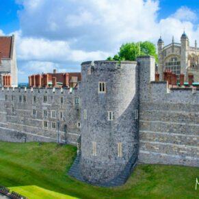 Harte and Garter wedding photography - the amazing view towards Windsor Castle