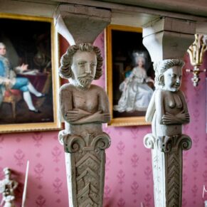 Hartwell House detail wedding photography captured on the Jacobean staircase