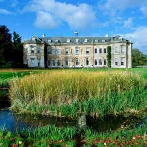 Hartwell House offers wedding photography opportunities at every turn