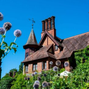 The Five Arrows Hotel looks incredible on this gloriously sunny day