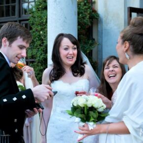 There's nothing to beat a little banter with your guests after your marriage ceremony e
