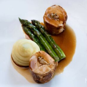 Yummy food at this historic venue for the wedding guests