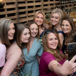 Selfie time for these fun loving ladies during the drinks reception